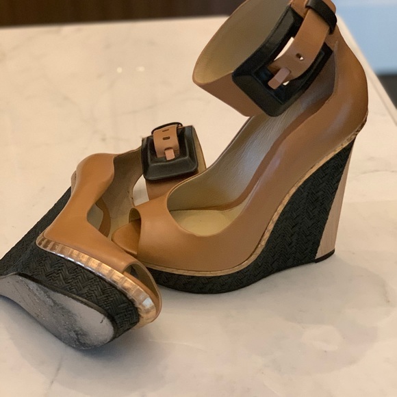 Platform Sandals - Picture 3 of 7